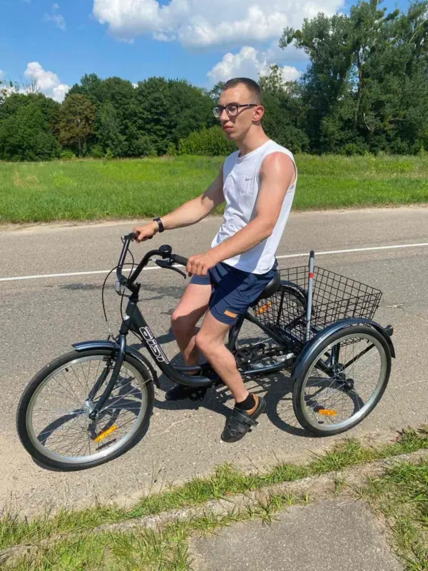 Гродзенец з ДЦП скончыў медуніверсітэт і стаў выкладчыкам у каледжы, дзе сам вучыўся