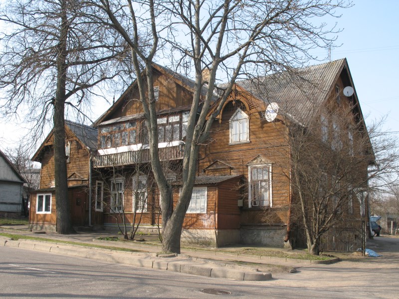 Агонь супраць спадчыны: як Гродзеншчына страчвае ў пажарах каштоўнасць за каштоўнасцю