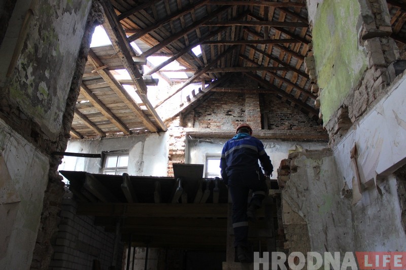 У цэнтры Гродна знайшлі яўрэйскі скарб часоў Другой сусветнай У цэнтры Гродна знайшлі яўрэйскі скарб часоў Другой сусветнай