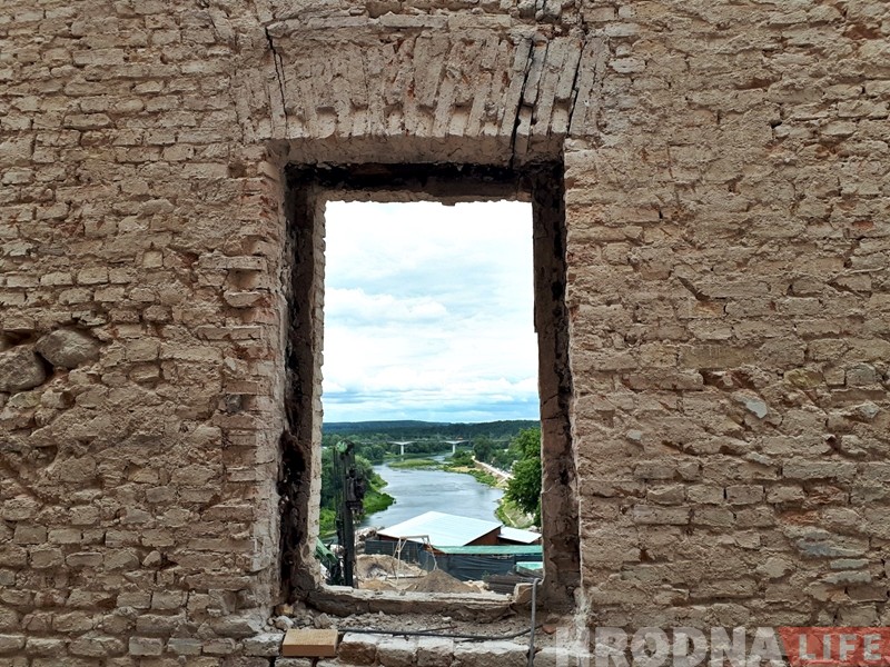 Фота знутры: глядзіце, як перабудоўваюць браму Старога замку ў Гродне Фота знутры: глядзіце, як перабудоўваюць браму Старога замку ў Гродне
