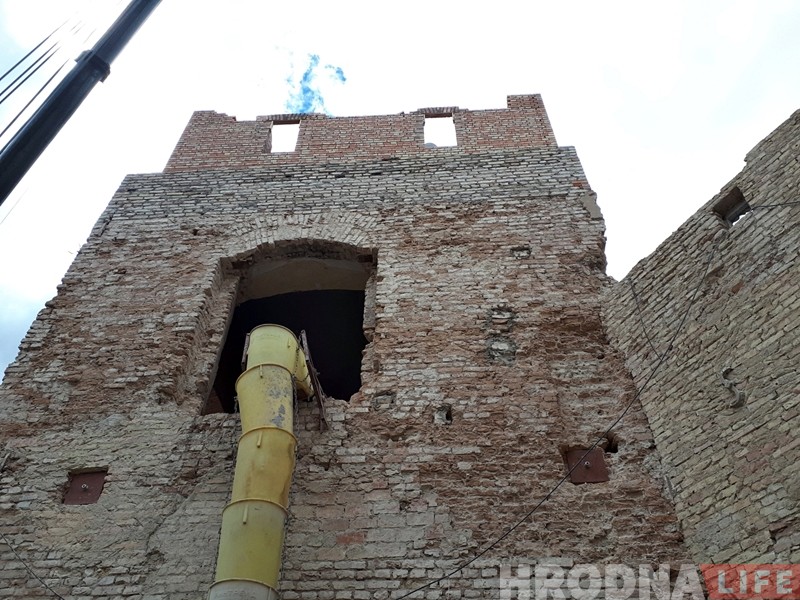 Фота знутры: глядзіце, як перабудоўваюць браму Старога замку ў Гродне Фота знутры: глядзіце, як перабудоўваюць браму Старога замку ў Гродне