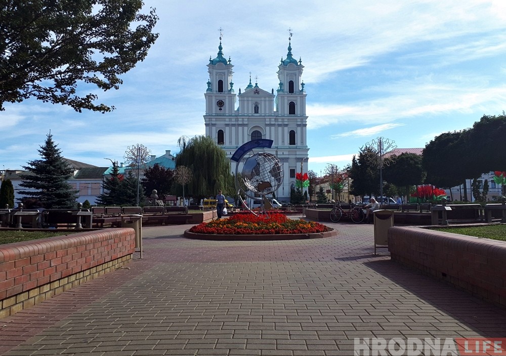 У цэнтры Гродна з'явіліся аб'екты прысвечаныя гарадам-пабрацімам У цэнтры Гродна з'явіліся аб'екты прысвечаныя гарадам-пабрацімам
