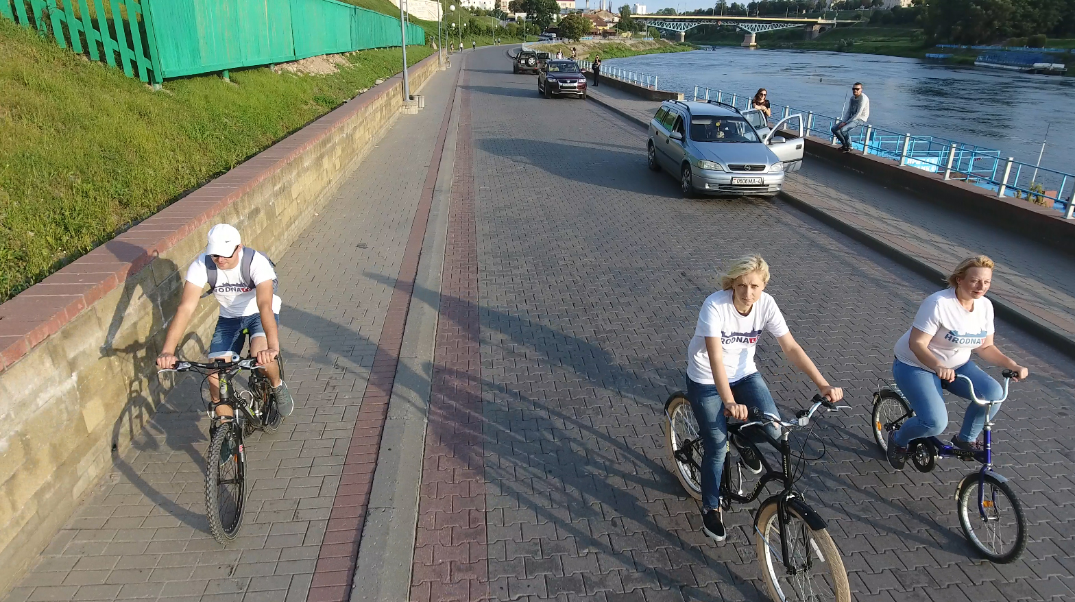 Hrodna.life зладзіў велапланёрку ў падтрымку ацыі “Дзелавы веласіпед” Hrodna.life зладзіў велапланёрку ў падтрымку ацыі “Дзелавы веласіпед”