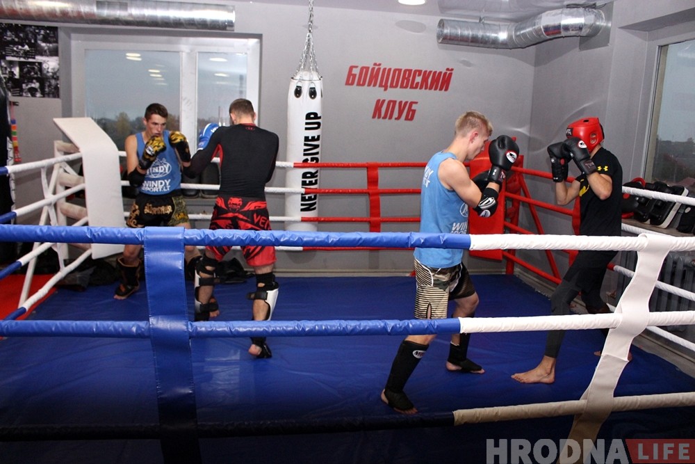 «Месца, дзе будзем рыхтаваць чэмпіёнаў». Дзмітрый Варац адкрыў у Гродне свой байцоўскі клуб «Месца, дзе будзем рыхтаваць чэмпіёнаў». Дзмітрый Варац адкрыў у Гродне свой байцоўскі клуб