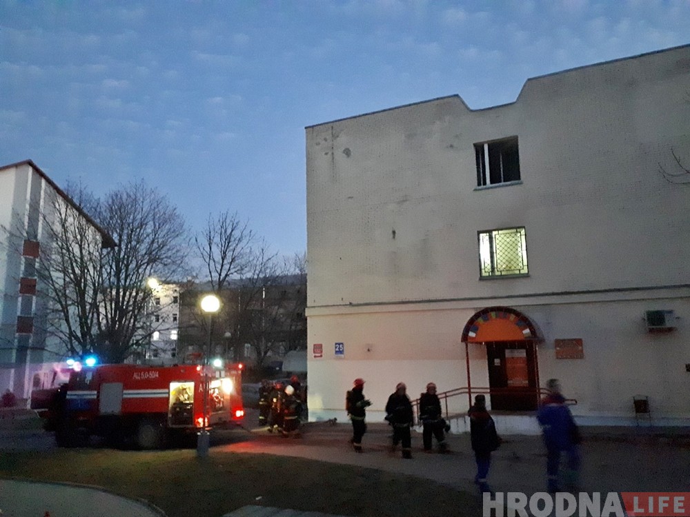ФОТА: на Ажэшкі гарэў салярый