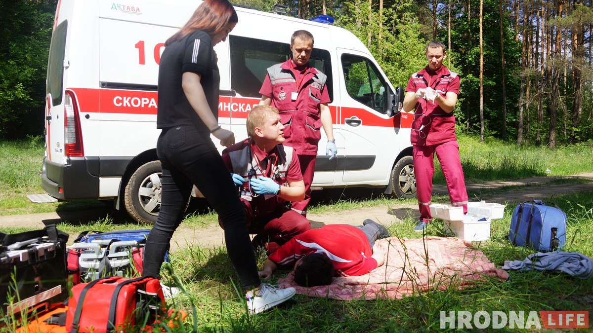 "Будем реанимировать!" Врачи скорой помощи Беларуси и Польши встретились на соревнованиях в Гродно "Будем реанимировать!" Врачи скорой помощи Беларуси и Польши встретились на соревнованиях в Гродно