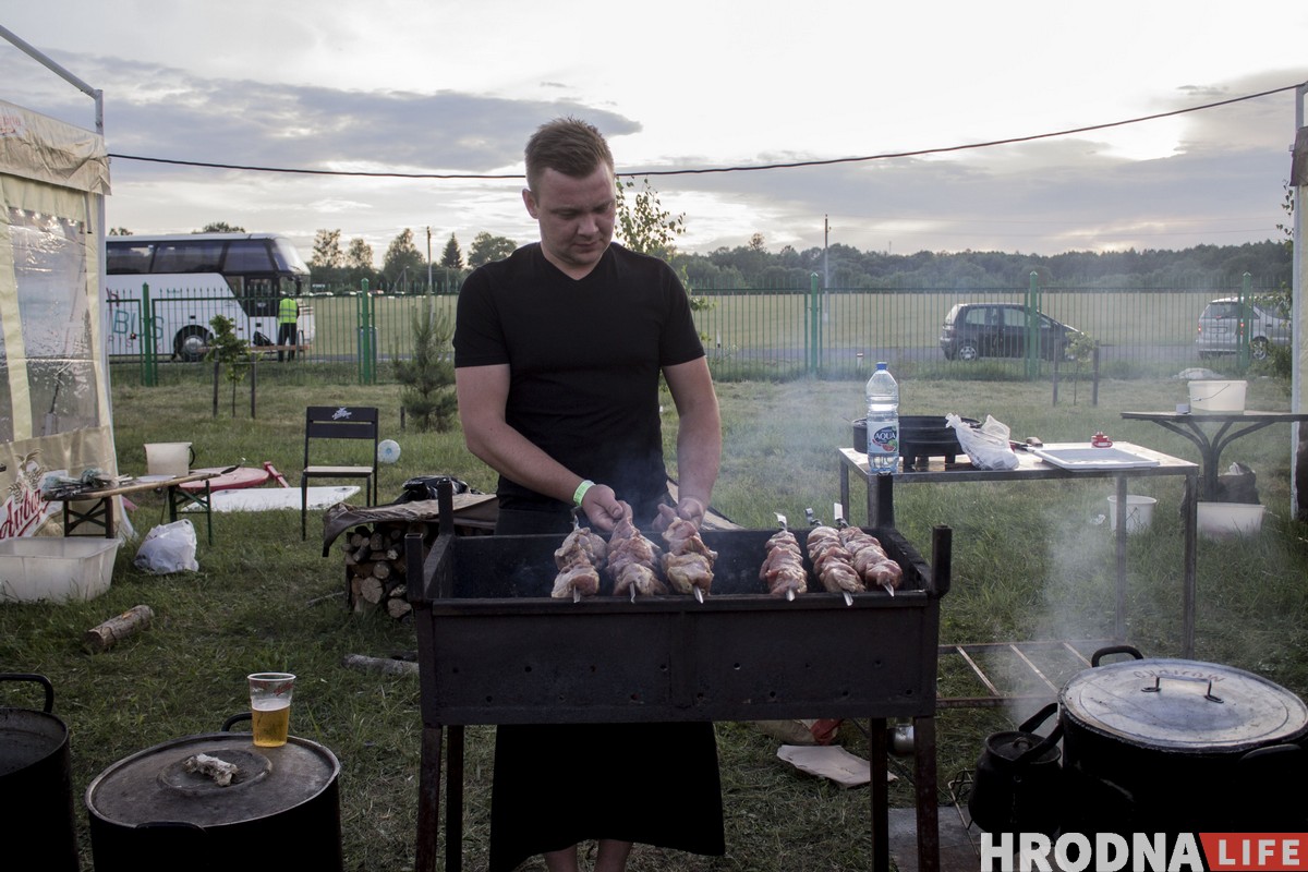 РСП, Dzieciuki і бясплатныя татуіроўкі. Як прайшоў байк-фэстываль «Хавайся ў бульбу-2019» РСП, Dzieciuki і бясплатныя татуіроўкі. Як прайшоў байк-фэстываль «Хавайся ў бульбу-2019»