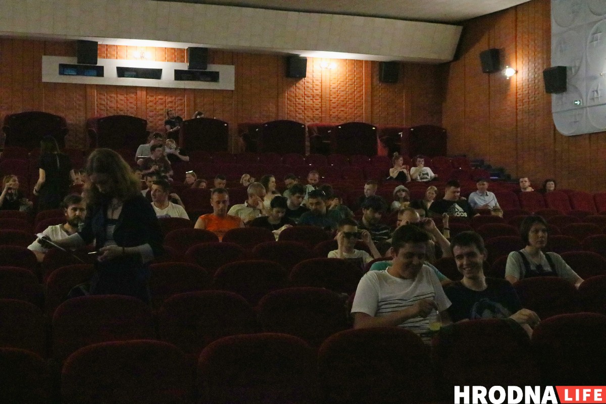 "Мне патрэбна тваё адзенне". У Гродне паказваюць "Тэрмінатар 2" на беларускай мове