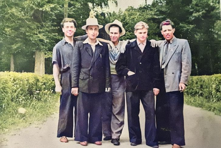 Глядзіце, як выглядаюць чорна-белыя здымкі Гродна, размаляваныя нейрасеткай Глядзіце, як выглядаюць чорна-белыя здымкі Гродна, размаляваныя нейрасеткай