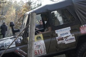 “Каралеўскі горад піярыць свайго караля”. Арганізатары “Гарадзенскай вандроўкі” прэзентавалі медаль забега 2024