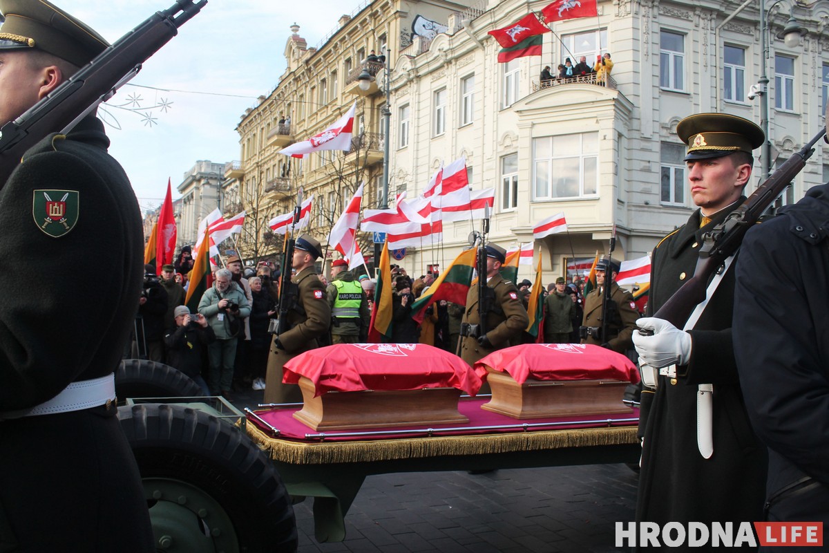 Як у Вільні прайшло перапахаванне Кастуся Каліноўскага і іншых паўстанцаў Як у Вільні прайшло перапахаванне Кастуся Каліноўскага і іншых паўстанцаў