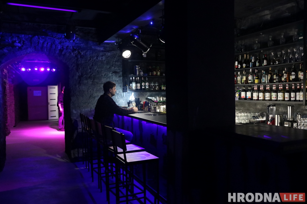 «Папсы дакладна не будзе». На Маставой у падвалах адкрылася Dj Cafe «Папсы дакладна не будзе». На Маставой у падвалах адкрылася Dj Cafe
