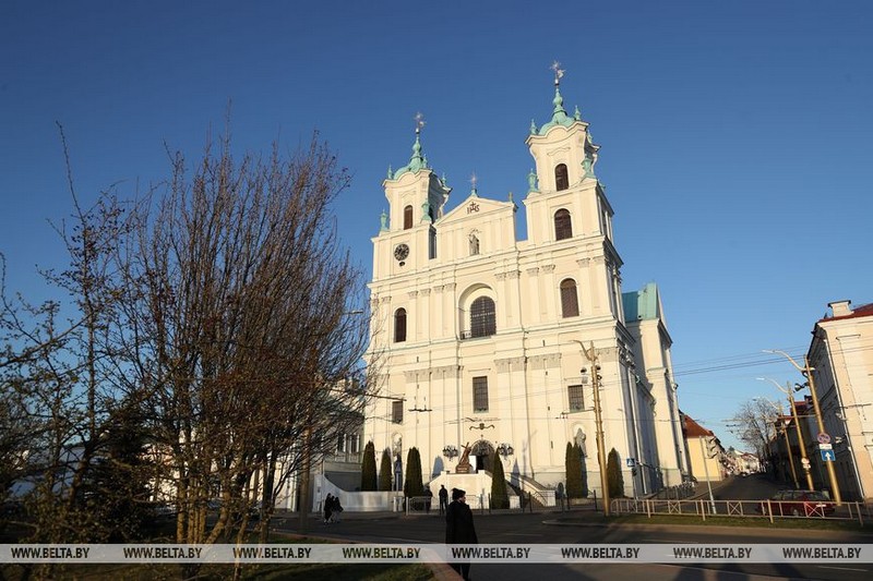 Гродзенскія каталікі адзначылі Пасху, а праваслаўныя - Вербніцу (Фота) Гродзенскія каталікі адзначылі Пасху, а праваслаўныя - Вербніцу (Фота)