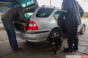 Пазнаёміліся ў Танзаніі, сустракаюцца ў Гродне. 80-тысячны турыст прыехаў у Гродна з Лондана мяжа