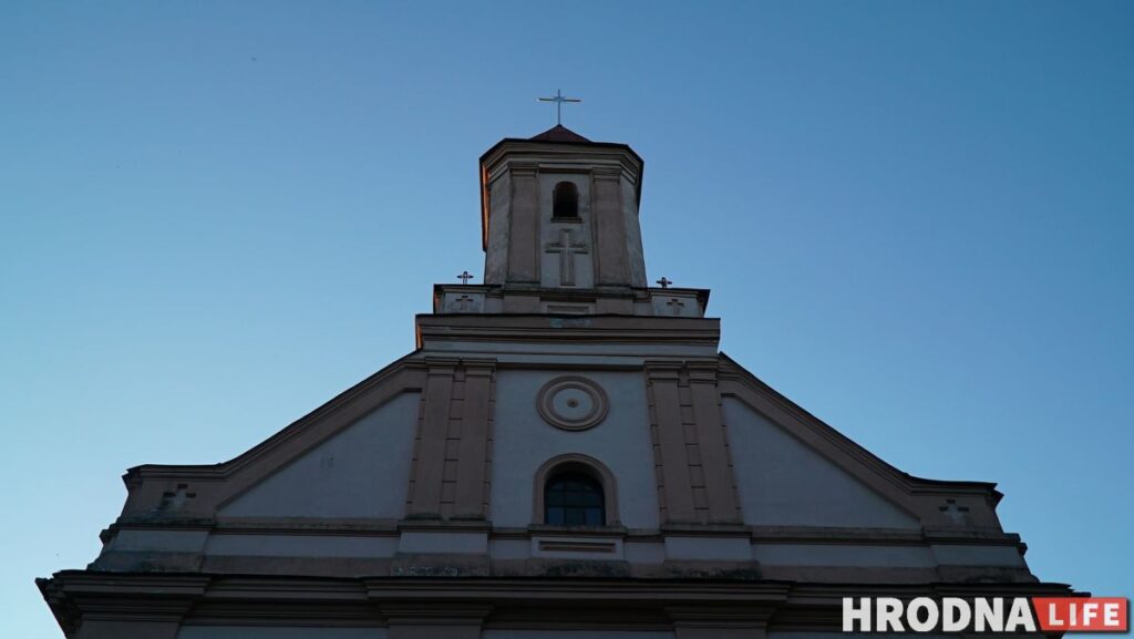 Горад Ларысы Геніюш, радзіма беларускіх немцаў і сядзіба, дзе гасцяваў Напалеон. 10 месцаў паміж Свіслаччу і Зэльвай – за 1 дзень