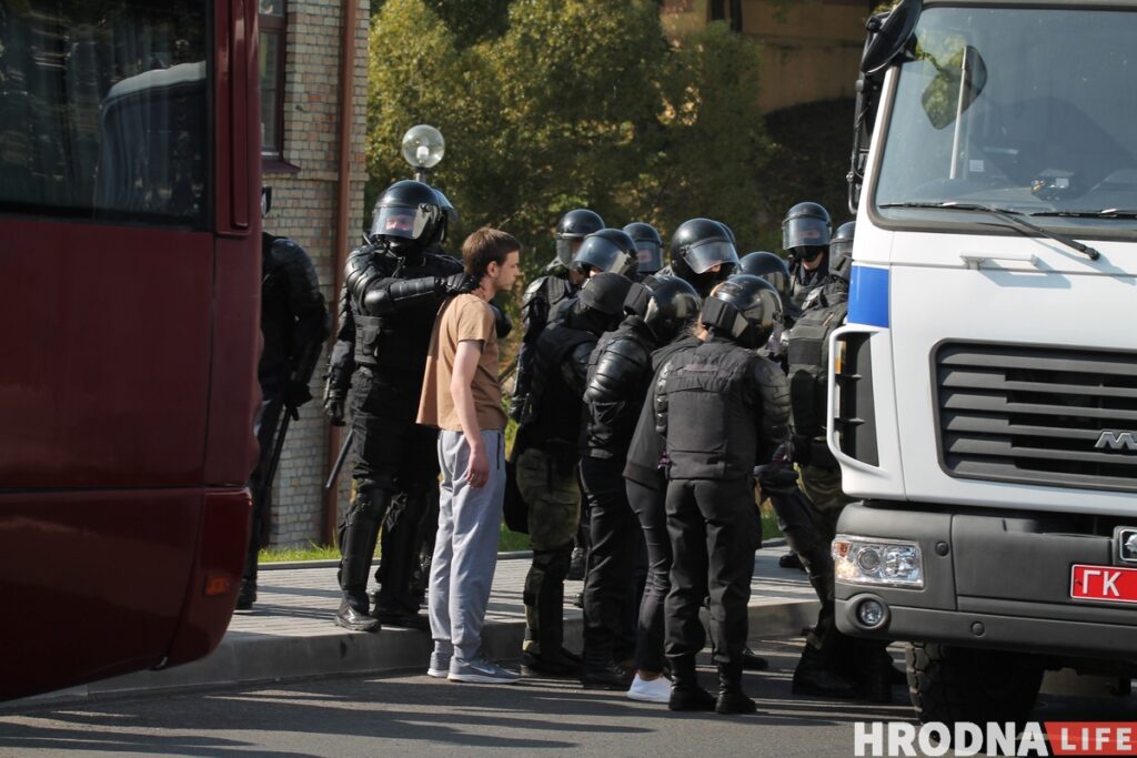 УУС: у Гродне затрымалі 54 чалавекі, у вобласці 10 чалавек засталіся ў ізалятарах