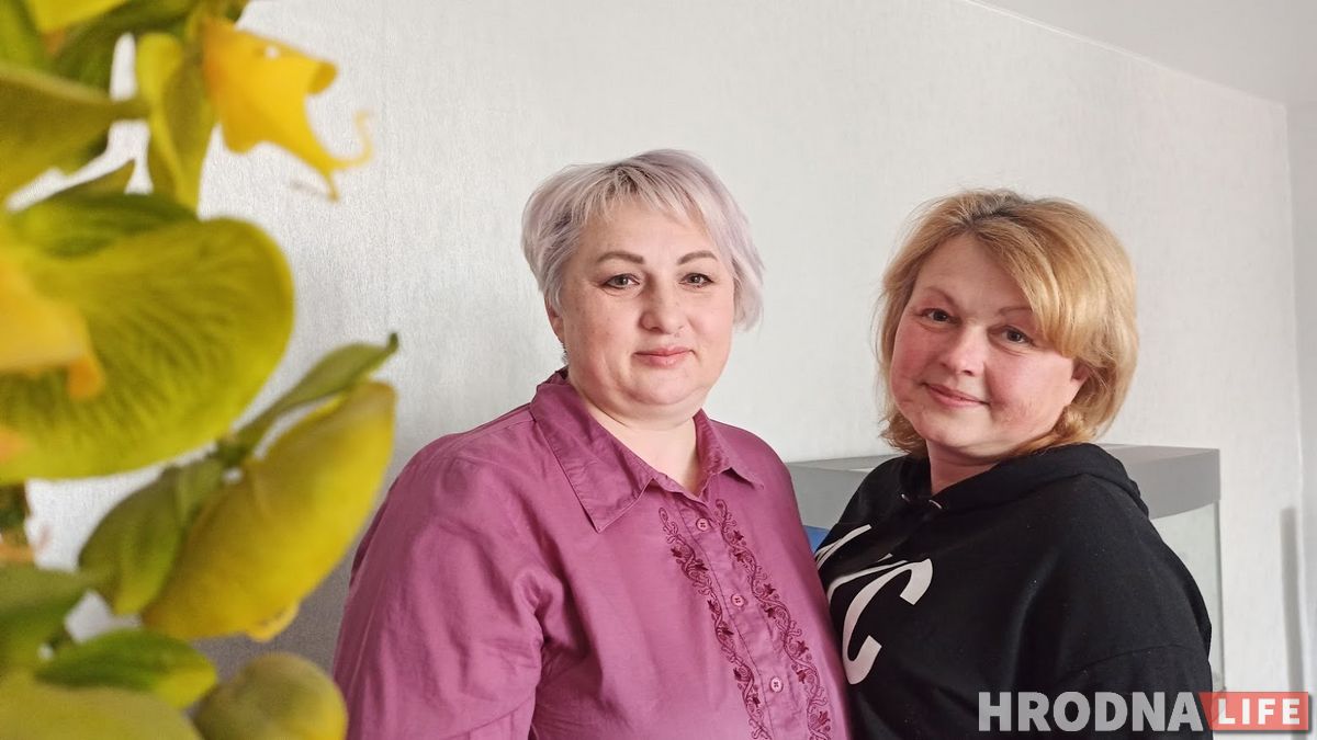 Сёстры Надежда Степанцова (слева) и Жанна Захаркевич. 10 марта осуждены на 3,5 и 3 года "химии" по делу о сцепке