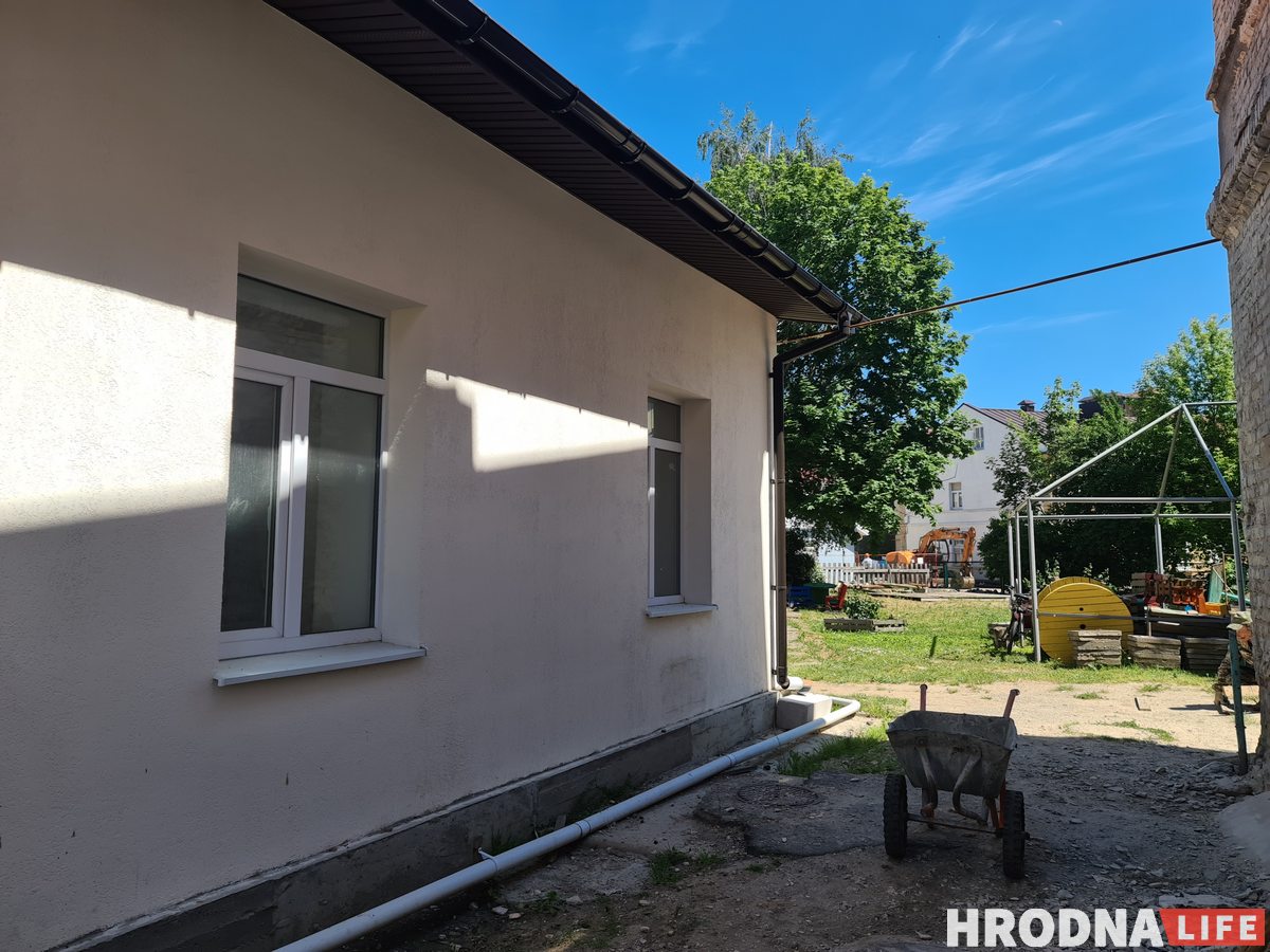 «Васількі» і «Пчала». Праваслаўны святар марыць пабудаваць сацыяльны цэнтр і пякарню ў Гродне