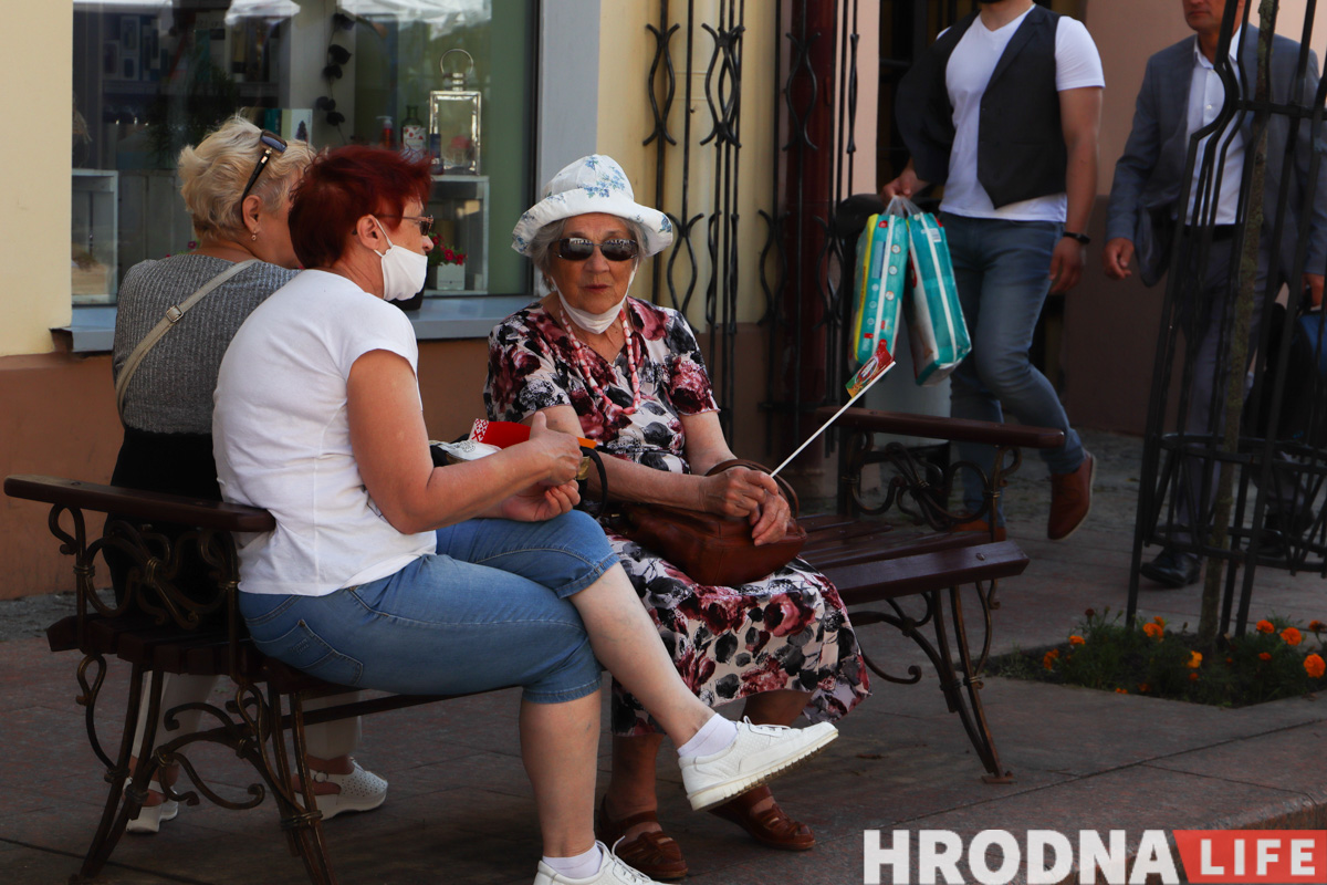 Концерт на Ленина и медведь в парке. Как прошел День Независимости в Гродно