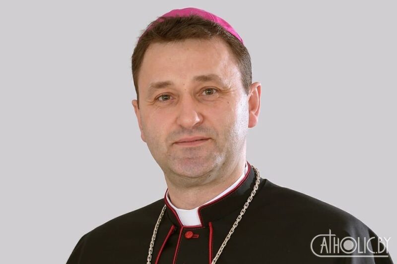 Новым кіраўніком каталіцкай царквы Беларусі стаў біскуп-памочнік з Гродна Новым кіраўніком каталіцкай царквы Беларусі стаў біскуп-памочнік з Гродна