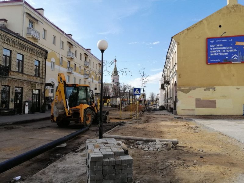 На Ожешко спилили старые каштаны. Высадят ли замену?