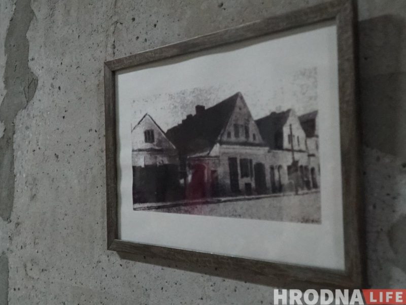 “Ён падвяргаецца крытыцы, але гэта першы такі праект”. На Замкавай адкрылі “Дом рыбака”