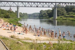 Дзе можна адпачыць з мангалам і шашлыкамі. Знайшлі 7 месцаў недалёка ад Гродна Дзе можна адпачыць з мангалам і шашлыкамі. Знайшлі 7 месцаў недалёка ад Гродна