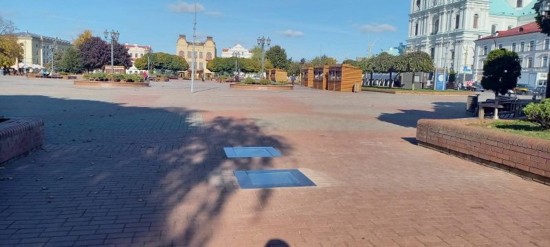 На Советской площади открыли Аллею Славы - первой звездой почтили мясокомбинат