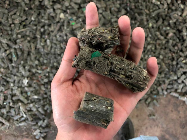 У Гродне будуць вырабляць RDF-паліва са смецця. Эколагі супраць такой тэхналогіі, а ўлады - за RDF-топливо. Фото: cleanbin.ru