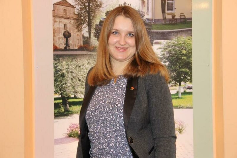 Неравнодушный БРСМ и активист компартии. Что за граждане пикетировали под консульством Польши против закрытия "Берестовицы"
