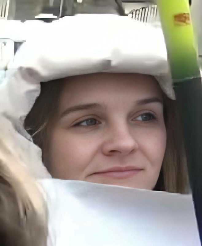 Неравнодушный БРСМ и активист компартии. Что за граждане пикетировали под консульством Польши против закрытия "Берестовицы"