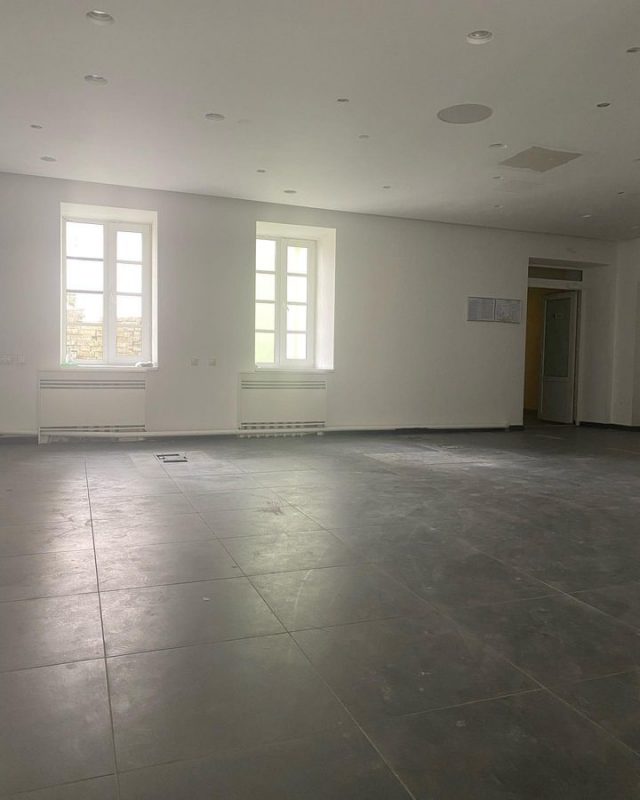 У Гродне выкупілі памяшканне былога салона А1. Падчас таргоў цэннік вырас амаль у 160 разоў