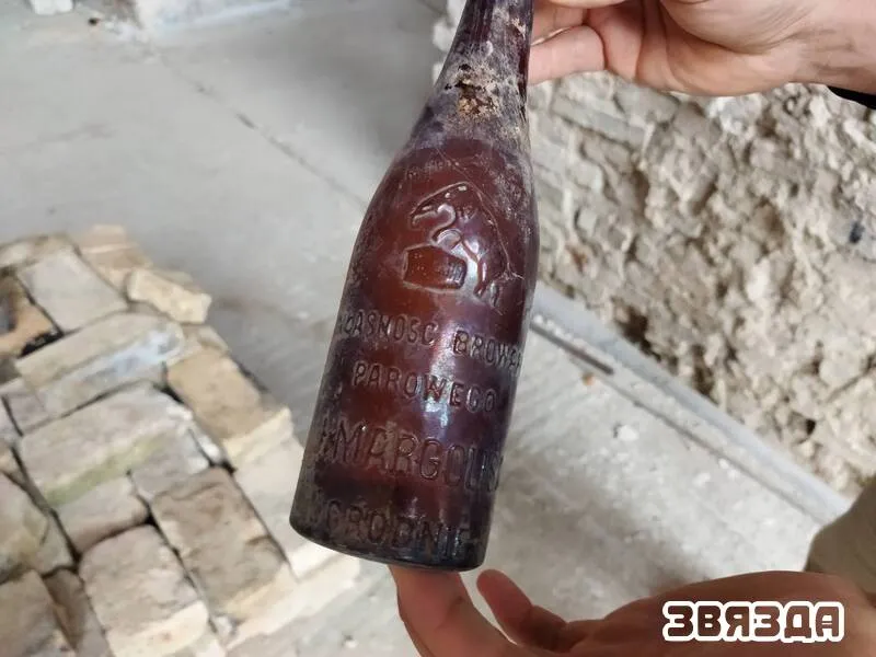 старажытная бутэлька з гродзенскага піўзавода