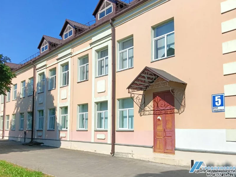 Вместо поликлиники откроют гостиницу. “Прамень” на Горновых выставили на аукцион