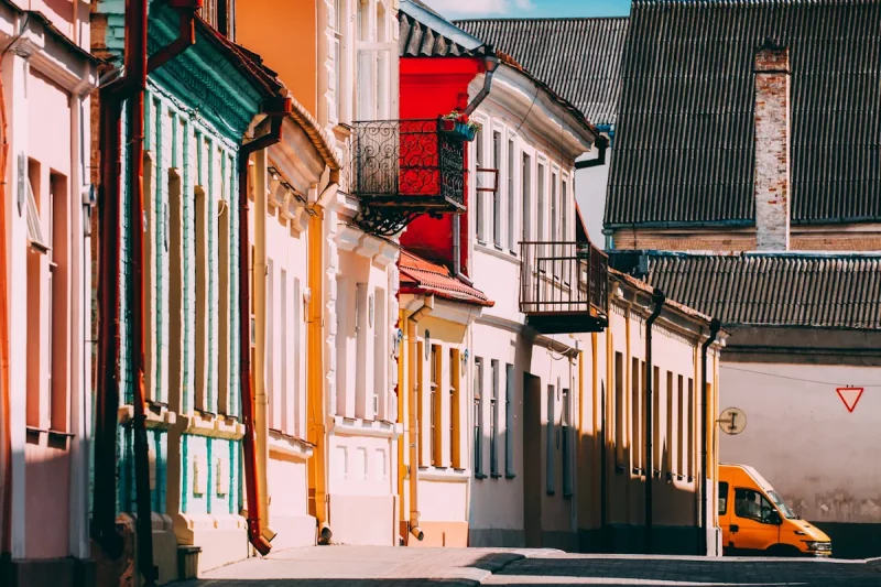У Гродне менш за 10% вуліц патрабуюць пільнага перайменавання. Якія назвы найчасцей сустракаюцца ў Гродне? Вуліца ў гістарычным цэнтры Гродна