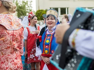 Куды зніклі нігерыйцы? Раскрыта знікненне трох нацыянальнасцей з Фестывалю культур у Гродне Шэсце ў першы дзень Фестывалю нацыянальных культур у Гродне, 7 чэрвеня 2024. Фота: t.me/tusivgrodno