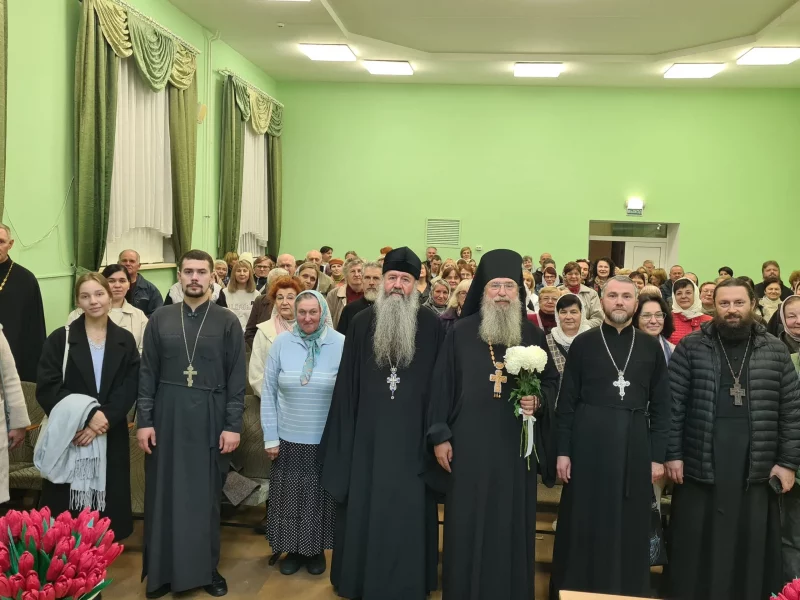 Прадстаўнік РПЦ, які раней ездзіў у Марыупаль, зладзіў тур па Гродзенскай вобласці. Ён сустрэўся са студэнтамі і прыхаджанамі