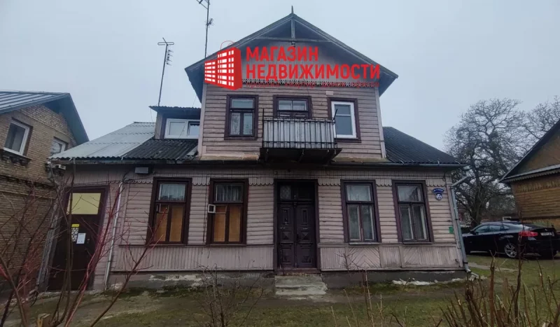 Нерухомасць тыдня: прадаецца кватэра ў стогадовым доме з мезанінам у раёне Новы Свет Кватэра ў мезаніне на 17 Верасня, 15. Крыніца: shoprealty.by