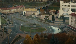 Адкрыццё сезону Drag Racing Grodno: гоншчык на картынгу спаборнічаў з Audi R8 Дрыфт у цэнтры Гродна