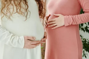 Цяжарнасць і роды ў Беларусі і Польшчы.