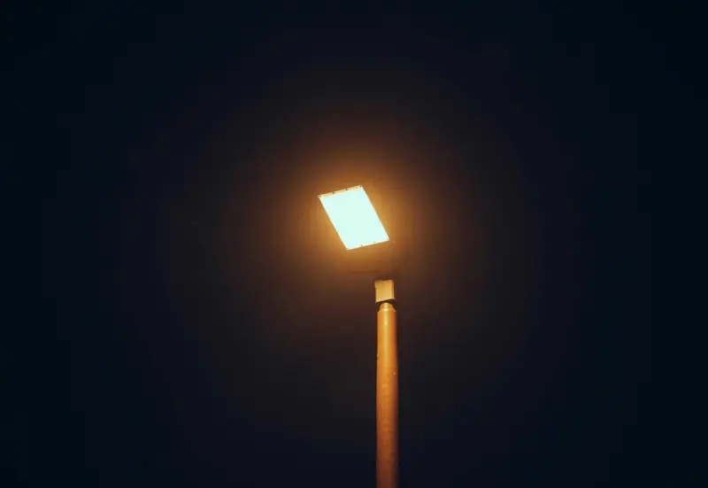 Гродна перавялі на LED-свяцільнікі для эканамічнай выгады. Як гэта паўплывае на здароўе людзей і прыроду? LED свяцільнікі