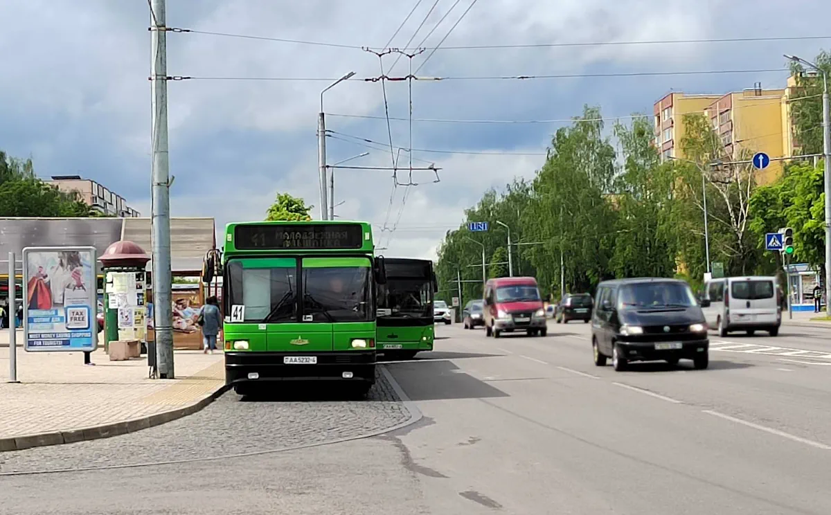 У Гродне зноў пачне курсіраваць аўтобус да Юбілейнага возера Общественный транспорт в Гродно. Фото из архива Hrodna.life