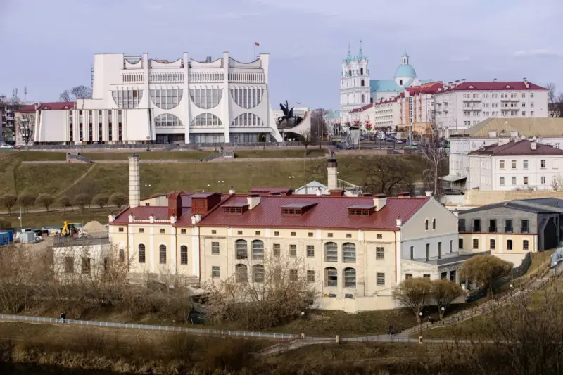 Гродна зноў у топ-3 беларускіх гарадоў. Але па турызме яго абышоў Полацк, а па эканоміцы - Магілёў піўзавод драмтэатр панарама гродна