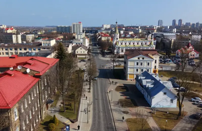 Беларус за 6 гадоў аб’ехаў усе гарады краіны. У «любімчыках» — Гродна Ожешко университет собор