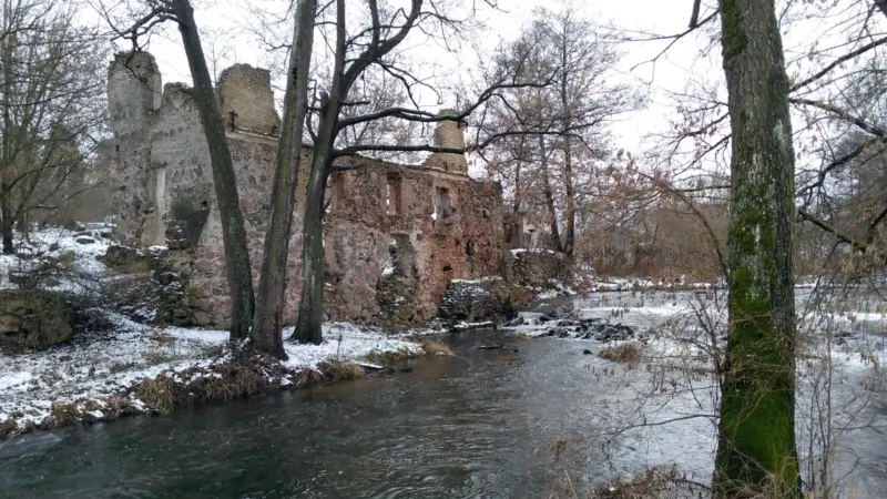 «Лакацыю адарву ад сэрца». Гродзенцы падзяліліся самымі спакойнымі месцамі горада Мельница на Лососянке в 2017 году. Фото из архива Hrodna.life