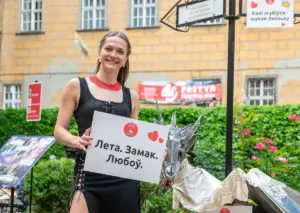 Журы абвясціла спіс прэміі «Дэбют». У спісе - тры гродзенца Арганізатарка і вядучая курсаў" Мова нанова " ва Уроцлаве Эмілія. Алесніца, 6 чэрвеня 2026 года. Фота Ірыны Міхеевай